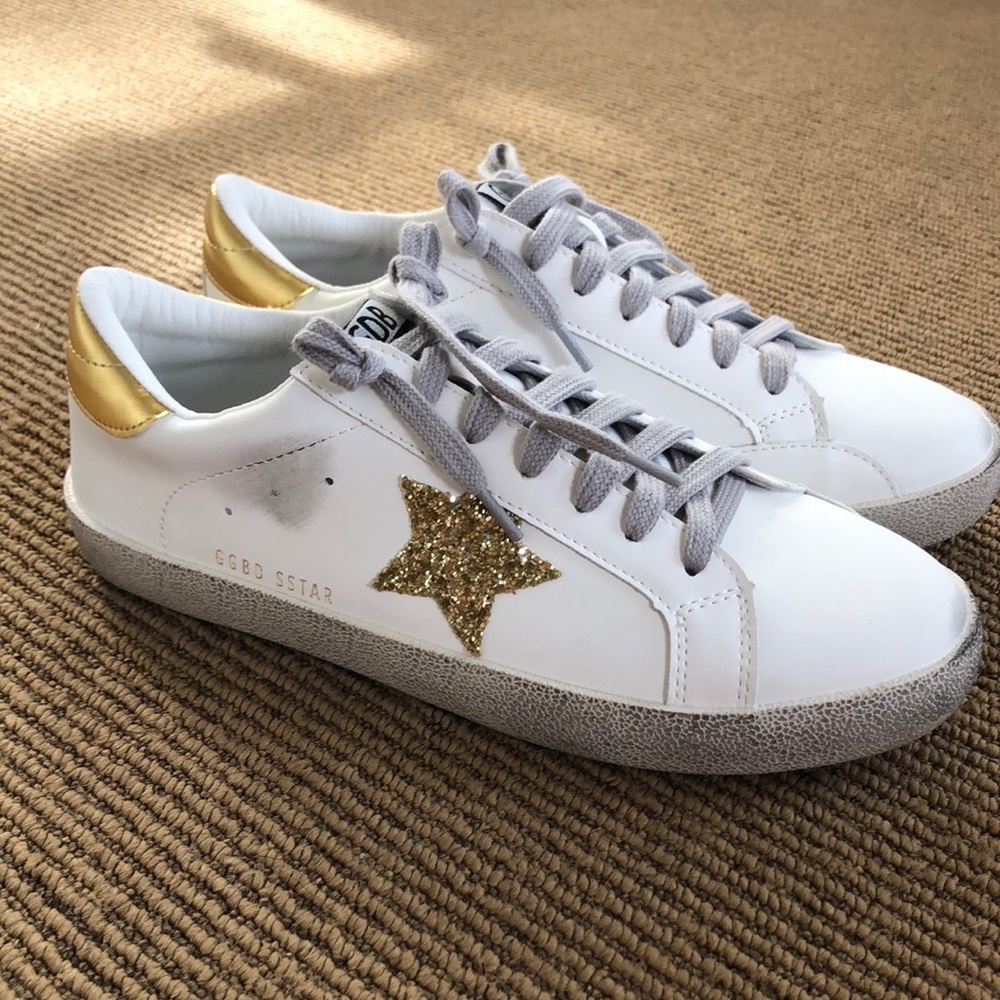 Star sneakers 🤩